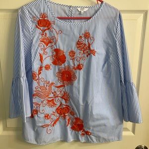 Crown & Ivy women’s top